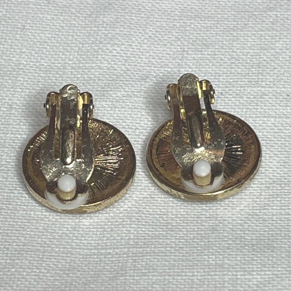 Vintage Purple Button Clip-On Earrings Round Gold-Tone Edge - Picture 5 of 6